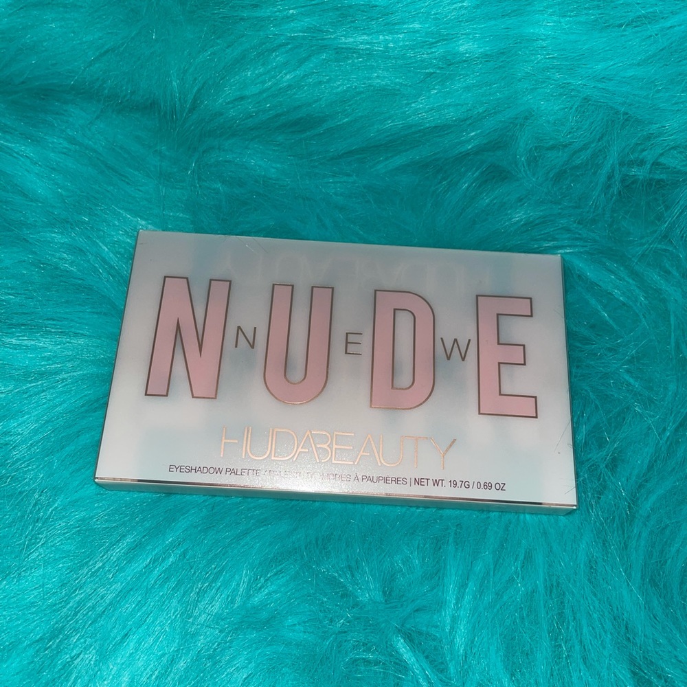 Huda Beauty New Nude